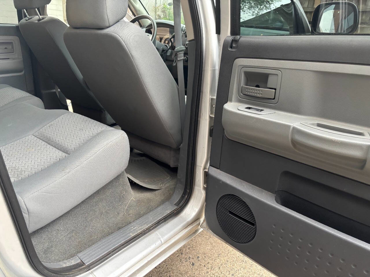 Used 2007 Dodge Dakota ST w/ PWR Convenience Group AWD/4WD image 20