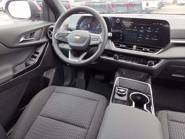 New 2026 Chevrolet Equinox LT w/ Safety and Technology Package AWD/4WD image 28