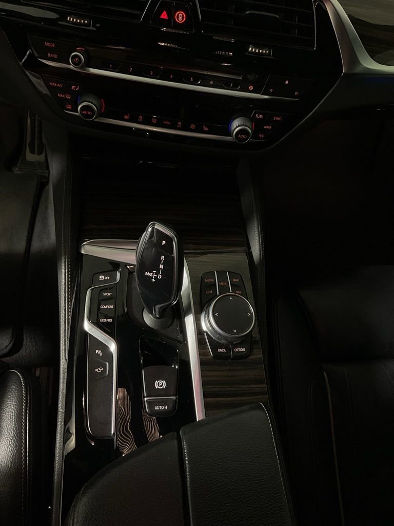 Used 2018 BMW 540i RWD image 29
