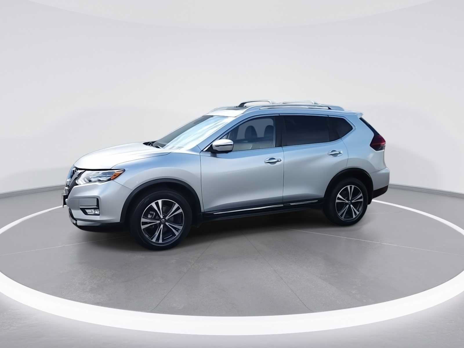 Used 2018 Nissan Rogue SL w/ Premium Package AWD/4WD image 4