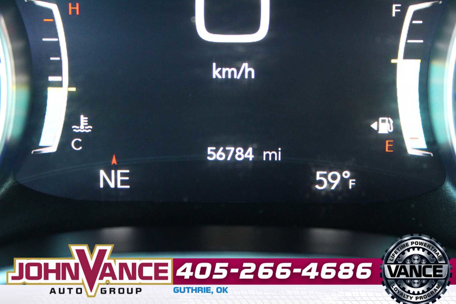 Used 2024 Chrysler Pacifica Touring-L image 38