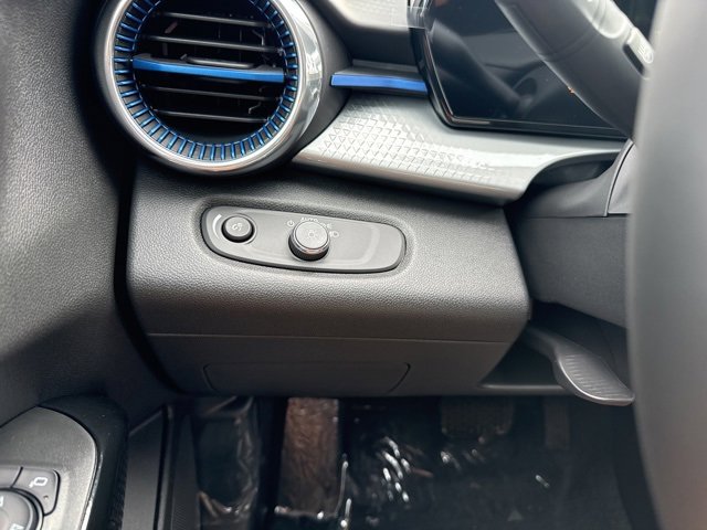 New 2026 Chevrolet Trax LT w/ Driver Confidence Package image 21