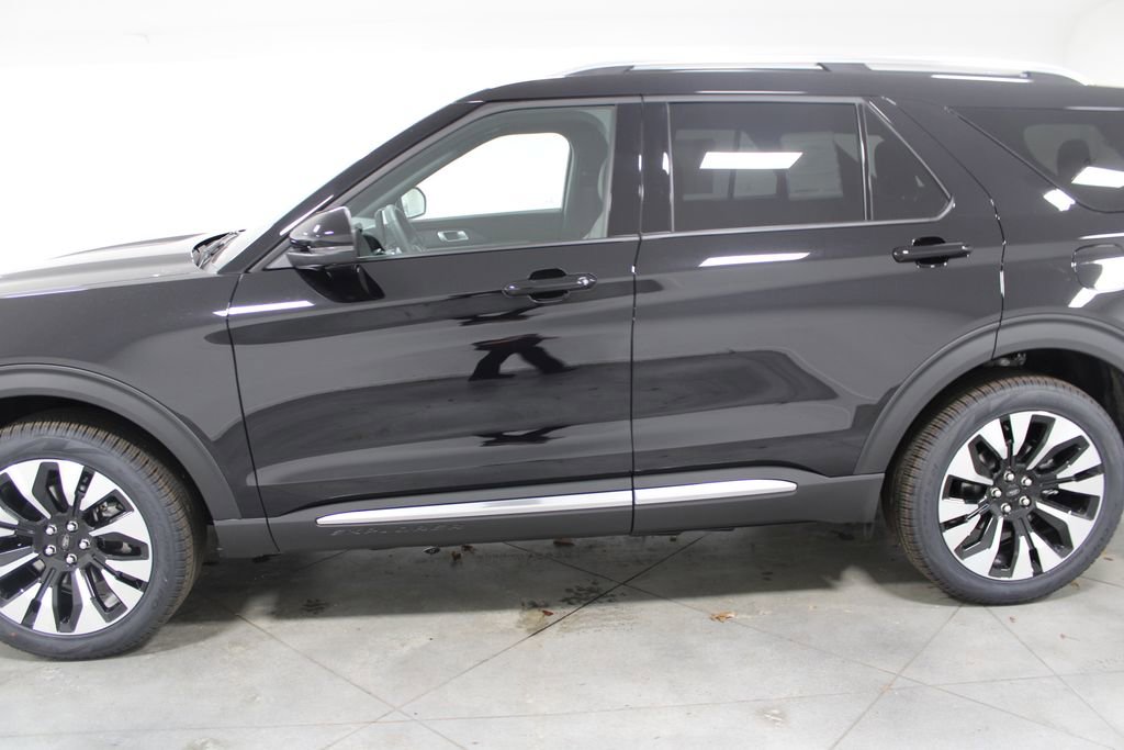 New 2026 Ford Explorer Platinum w/ LUX Leather Package image 5