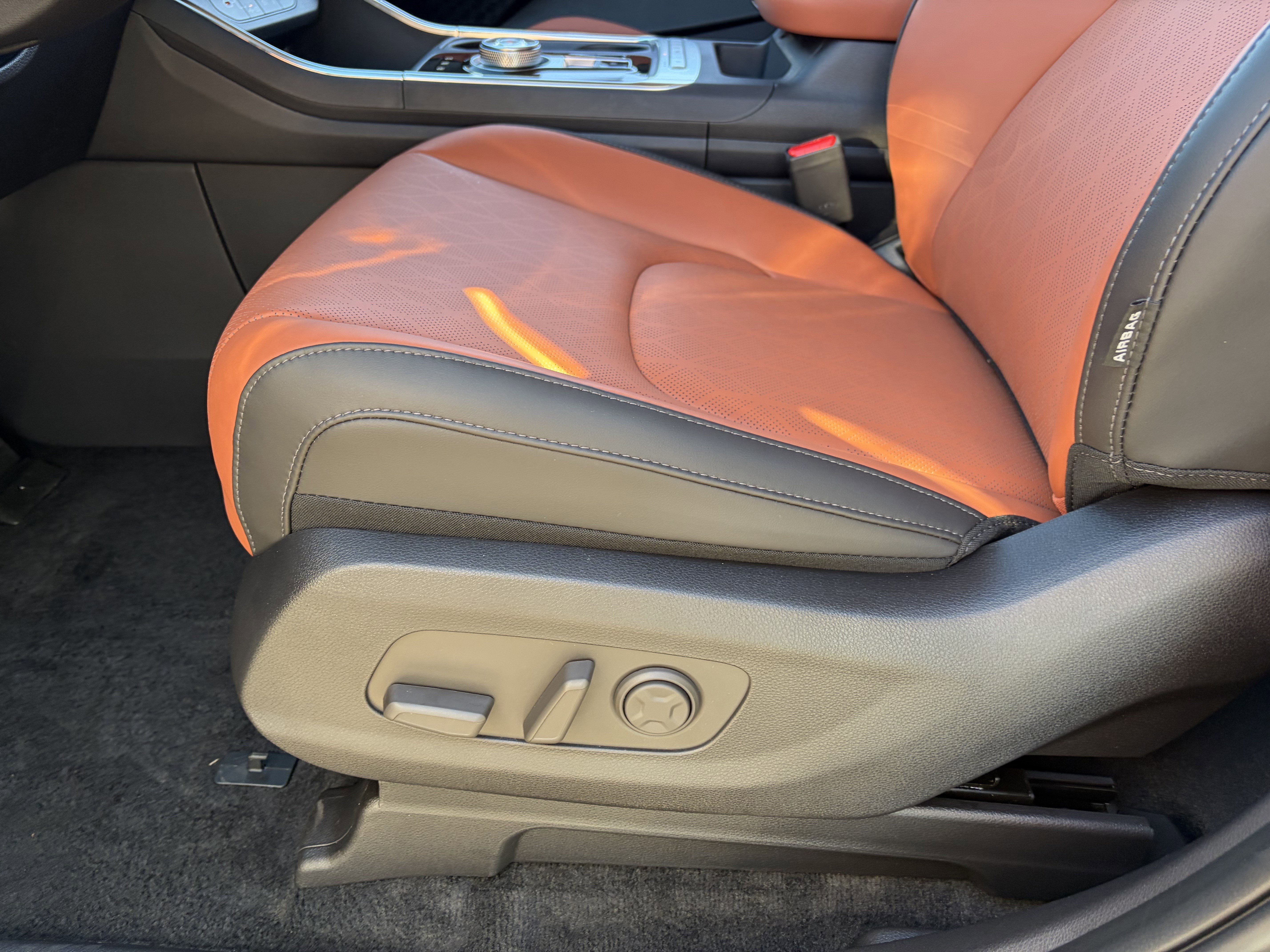 New 2026 Kia Carnival EX image 19