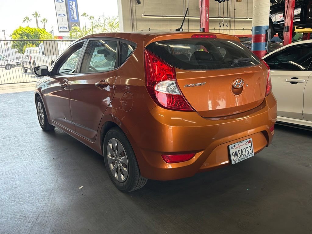 Used 2016 Hyundai Accent SE FWD image 4