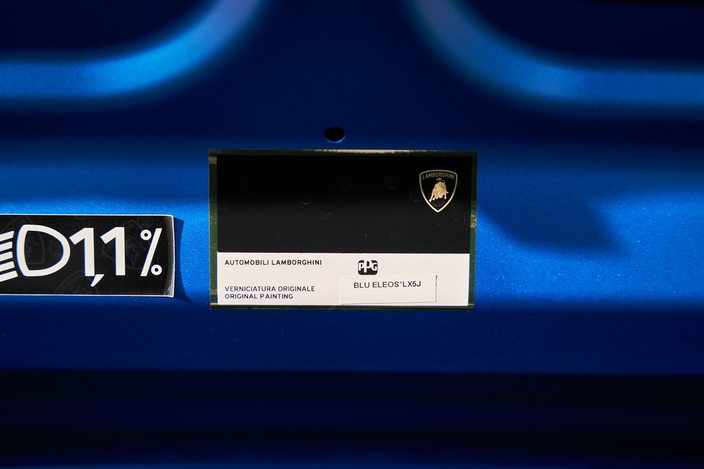 Used 2020 Lamborghini Huracan EVO image 13