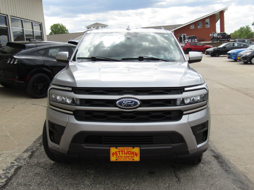 Used 2024 Ford Expedition Max XLT AWD/4WD image 13