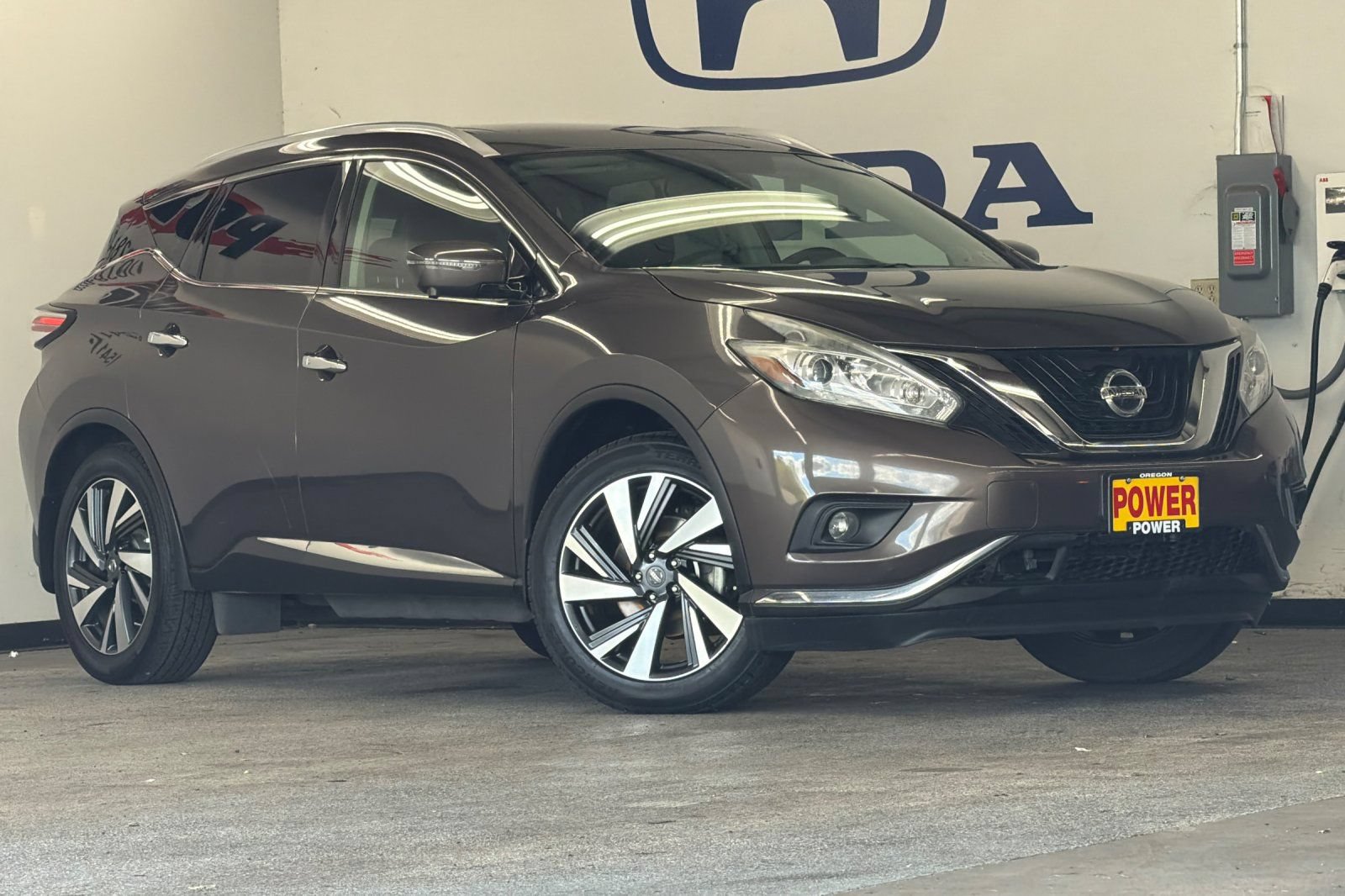 Used 2018 Nissan Murano Platinum AWD/4WD image 2