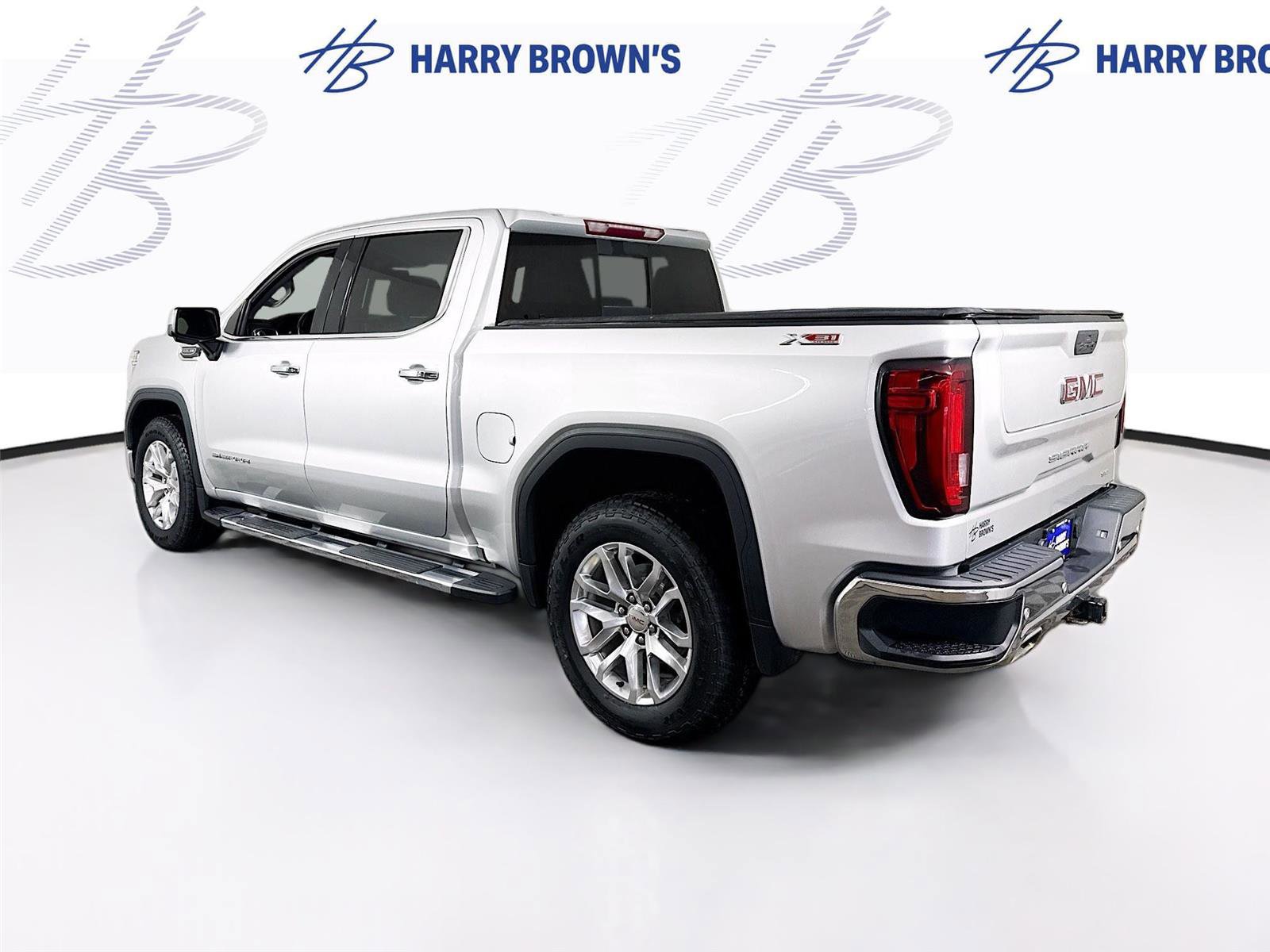 Used 2019 GMC Sierra 1500 SLT w/ SLT Premium Package AWD/4WD image 28