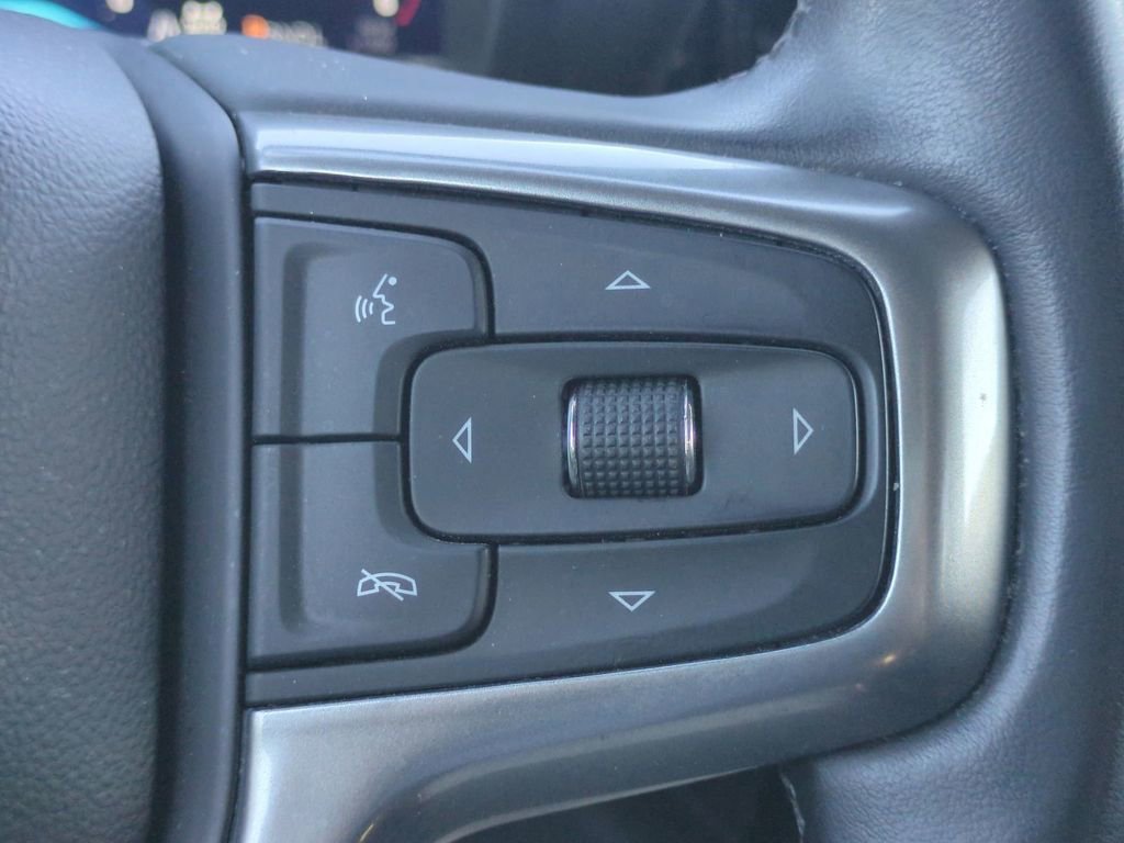 Used 2023 Chevrolet Silverado 1500 LT image 25