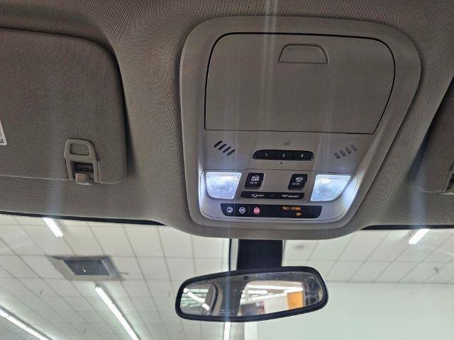 Used 2019 Buick Enclave Essence FWD image 30
