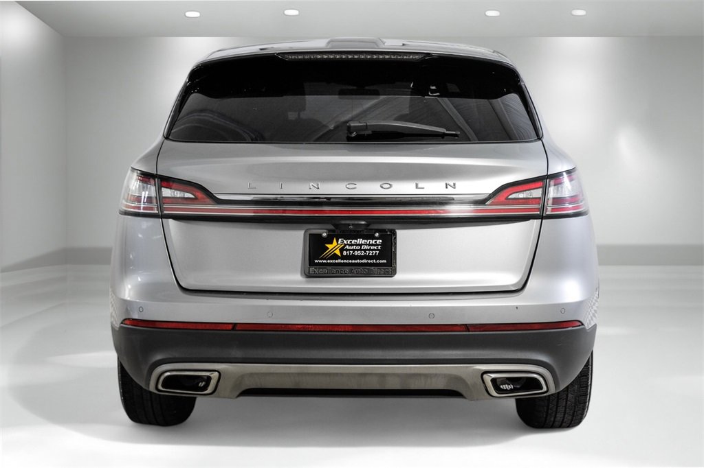 Used 2023 Lincoln Nautilus Reserve image 10