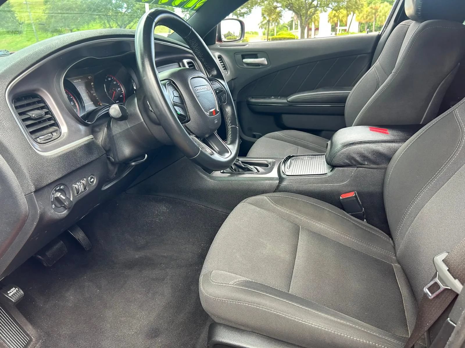 Used 2019 Dodge Charger SXT w/ Blacktop Package RWD image 12