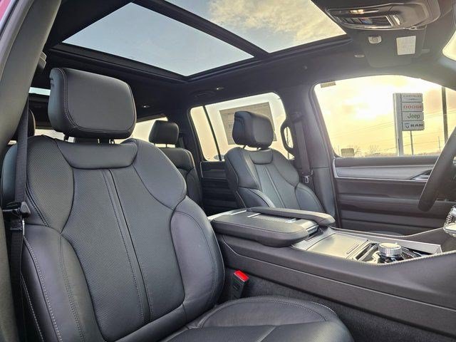 New 2026 Jeep Grand Wagoneer Limited w/ Premium Group II AWD/4WD image 25