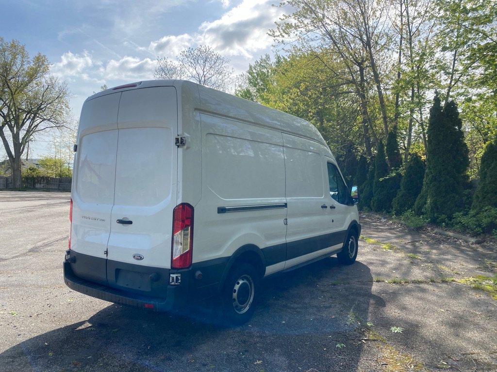 Used 2015 Ford Transit 250 148 High Roof RWD image 5