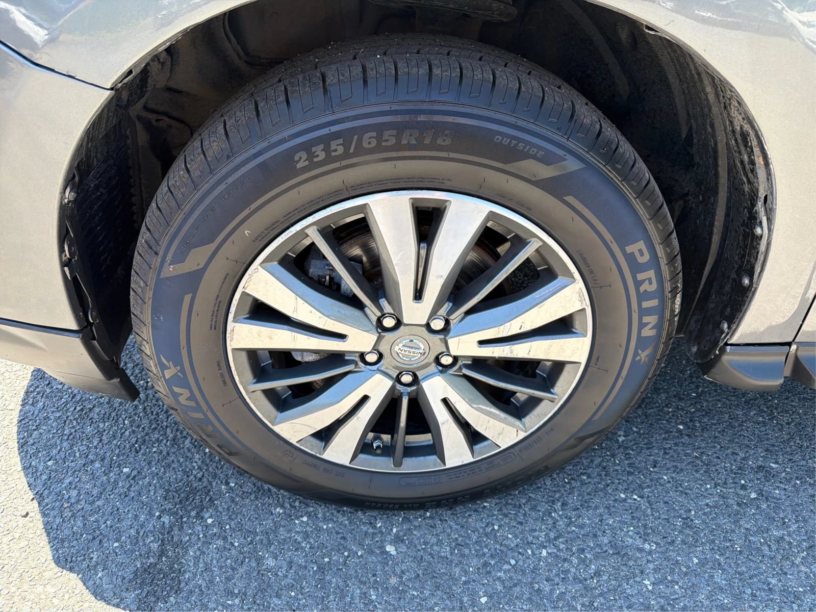 Used 2019 Nissan Pathfinder SV w/ SV Tech Package AWD/4WD image 16