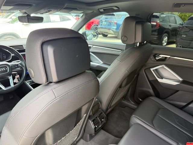 Used 2019 Audi Q3 2.0T Premium image 25