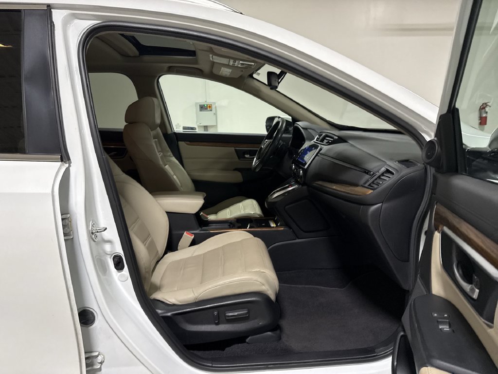Used 2020 Honda CR-V Touring image 23