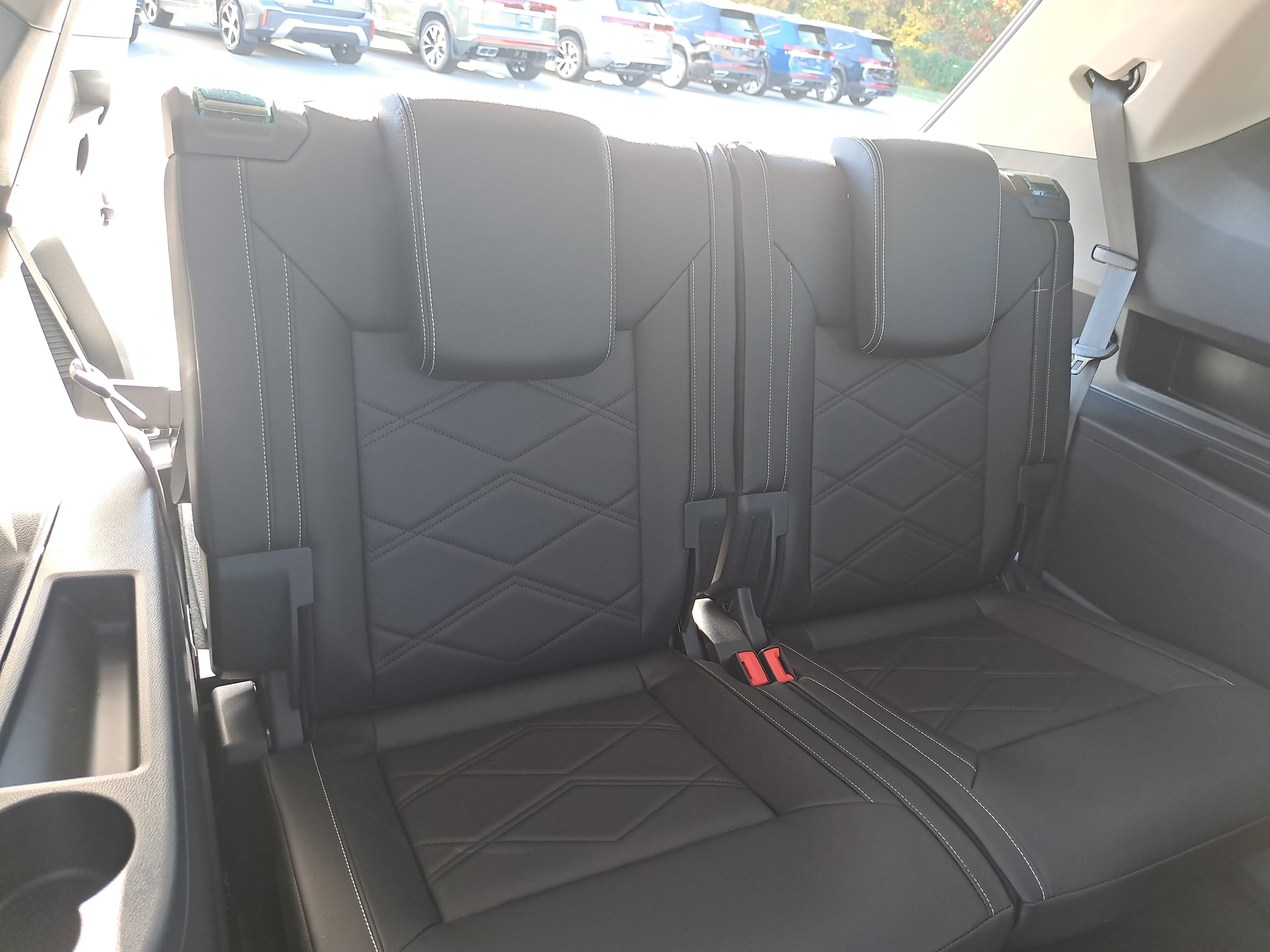 New 2026 Volkswagen Atlas SE image 12