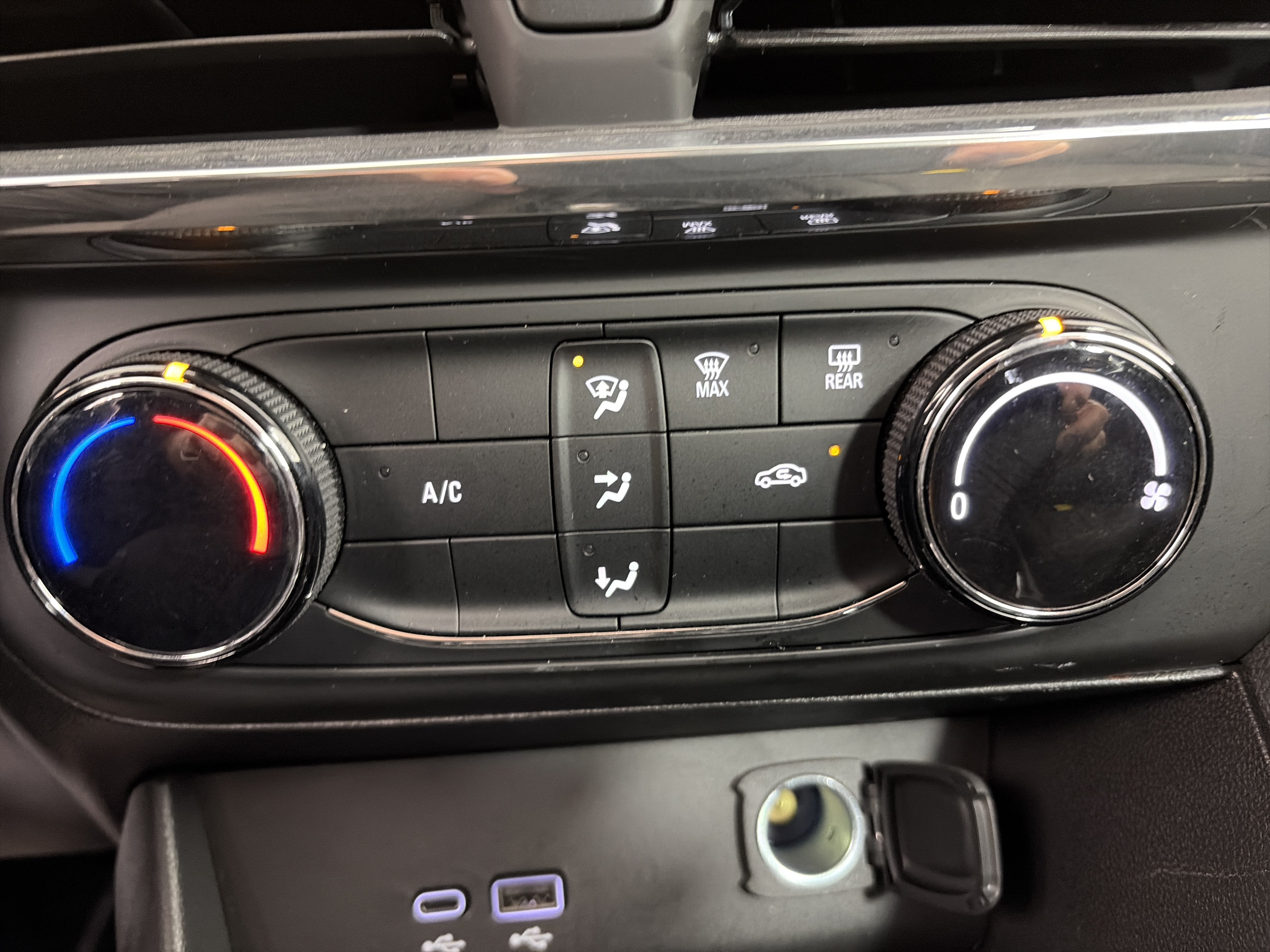 Used 2026 Buick Encore GX Preferred FWD image 18