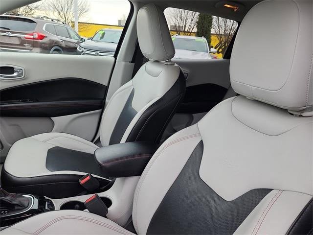 Used 2018 Jeep Compass Limited image 15