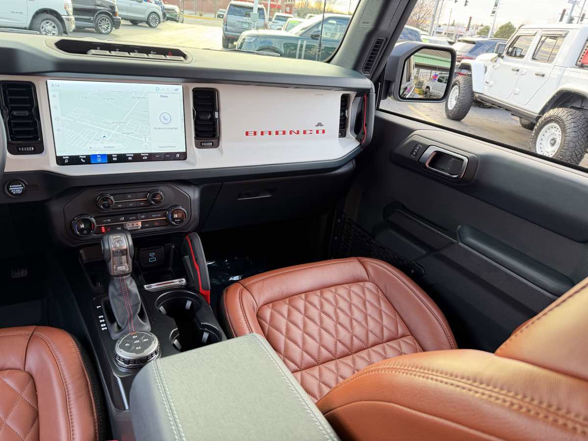 Used 2025 Ford Bronco Heritage Edition image 31