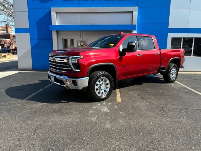 Used 2024 Chevrolet Silverado 2500 LTZ w/ LTZ Premium Package image 2