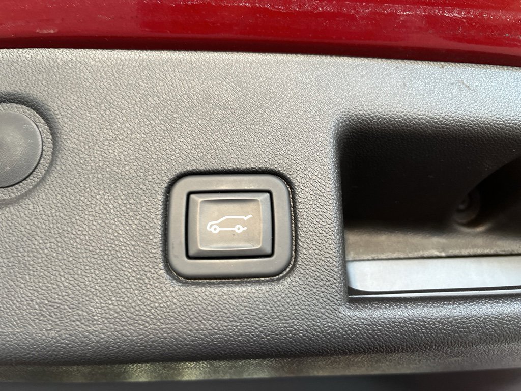 Used 2024 Chevrolet Equinox LT image 10
