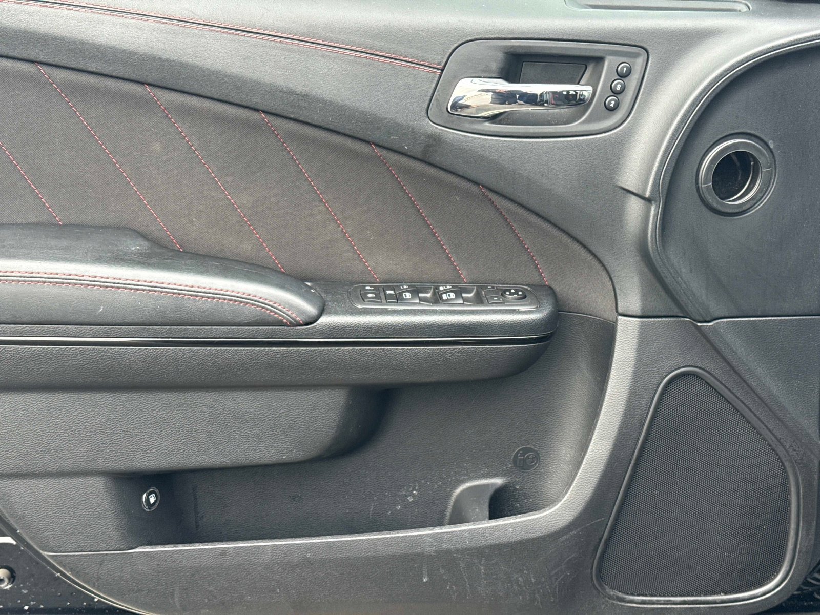 Used 2019 Dodge Charger SRT Hellcat w/ Harman/Kardon Audio Group image 14