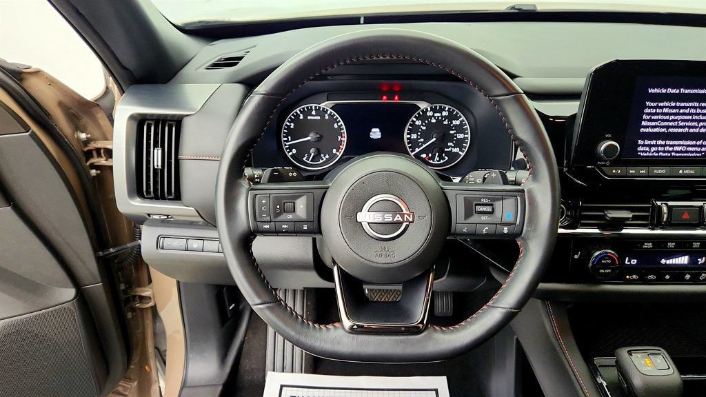 Used 2024 Nissan Pathfinder Rock Creek AWD/4WD image 13