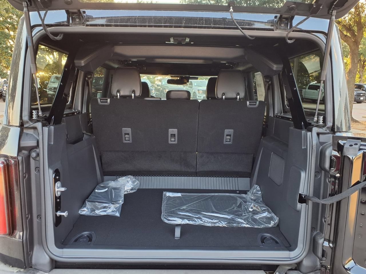New 2026 Ford Bronco Outer Banks AWD/4WD image 21