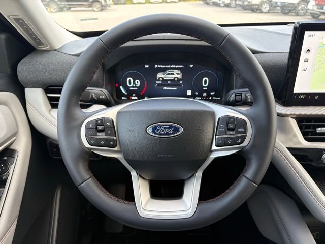 New 2026 Ford Explorer Active RWD image 14