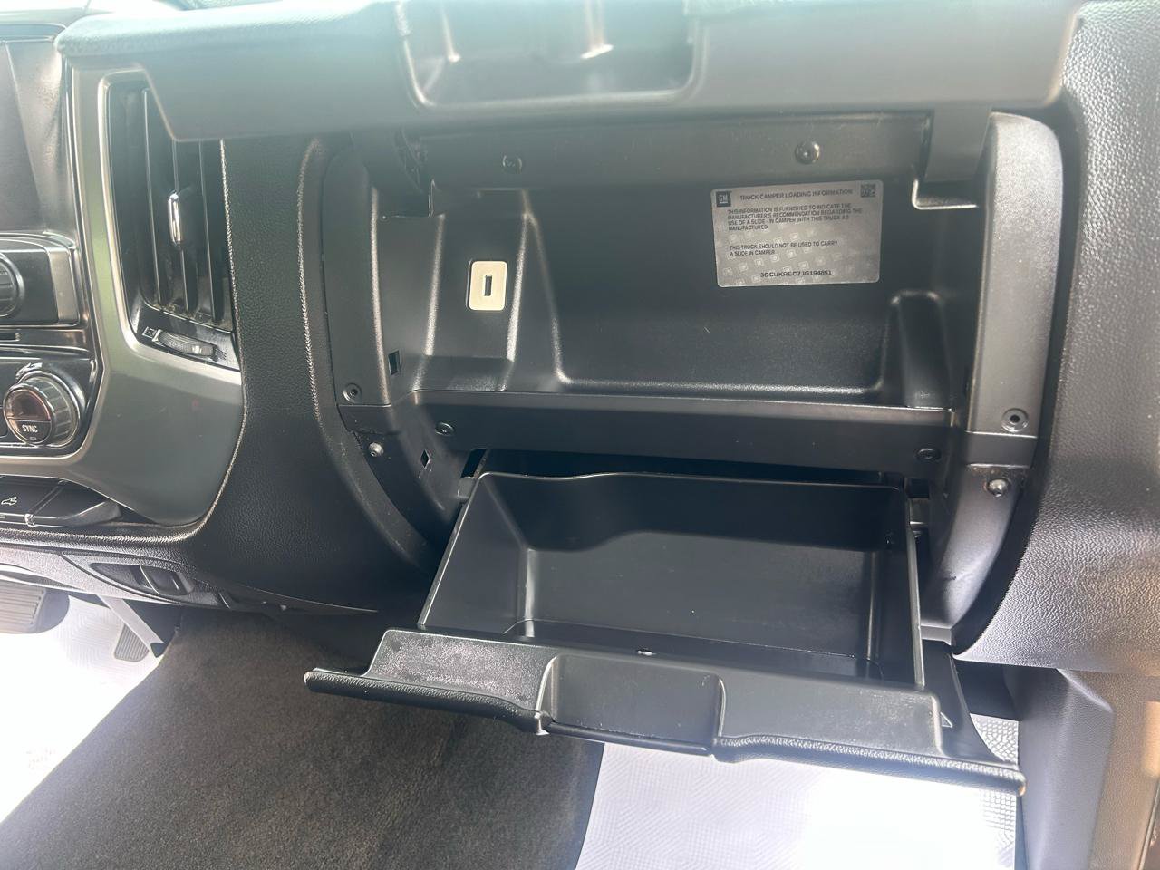 Used 2018 Chevrolet Silverado 1500 LT w/ All Star Edition AWD/4WD image 50