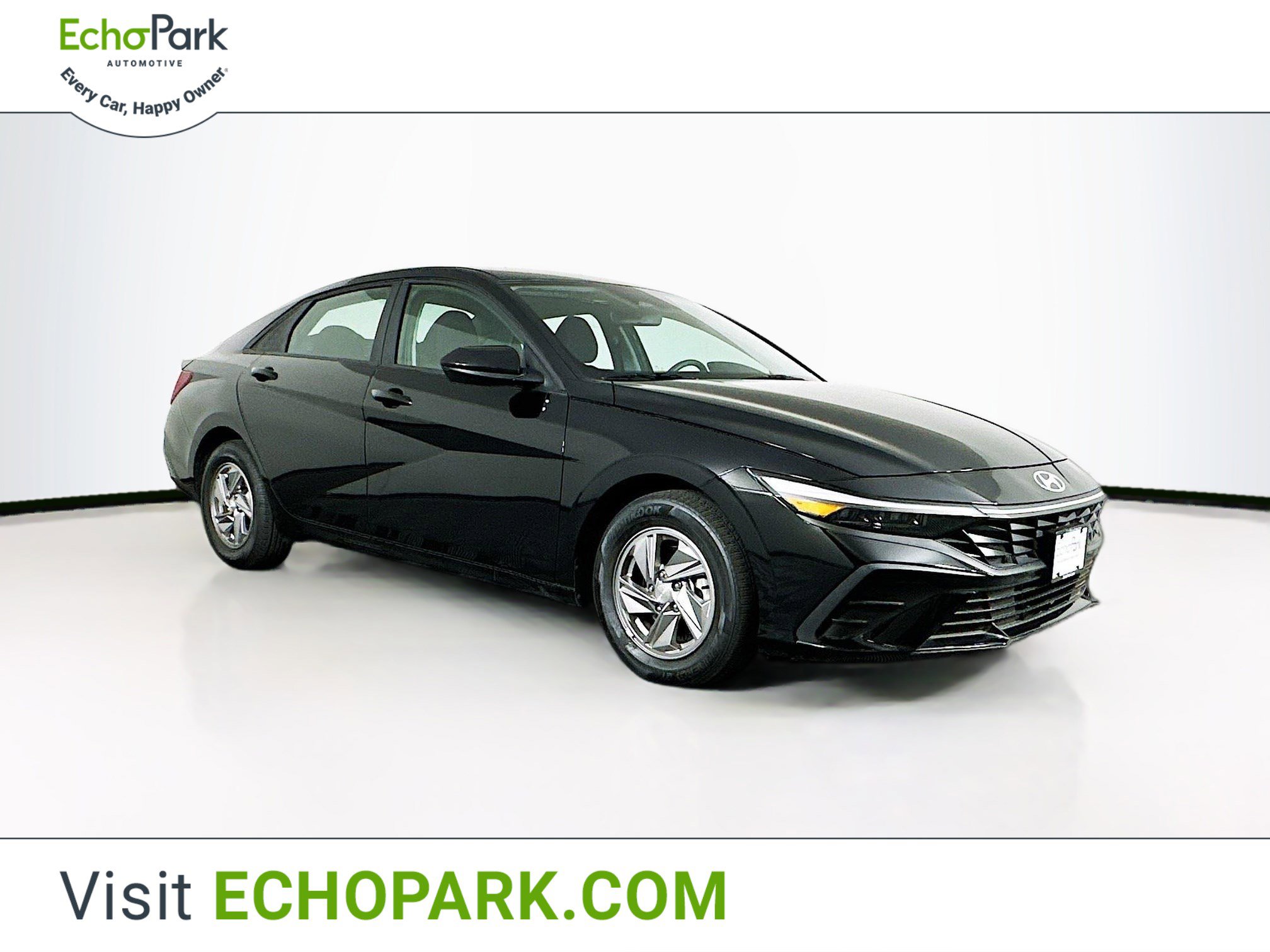 Used 2025 Hyundai Elantra SE