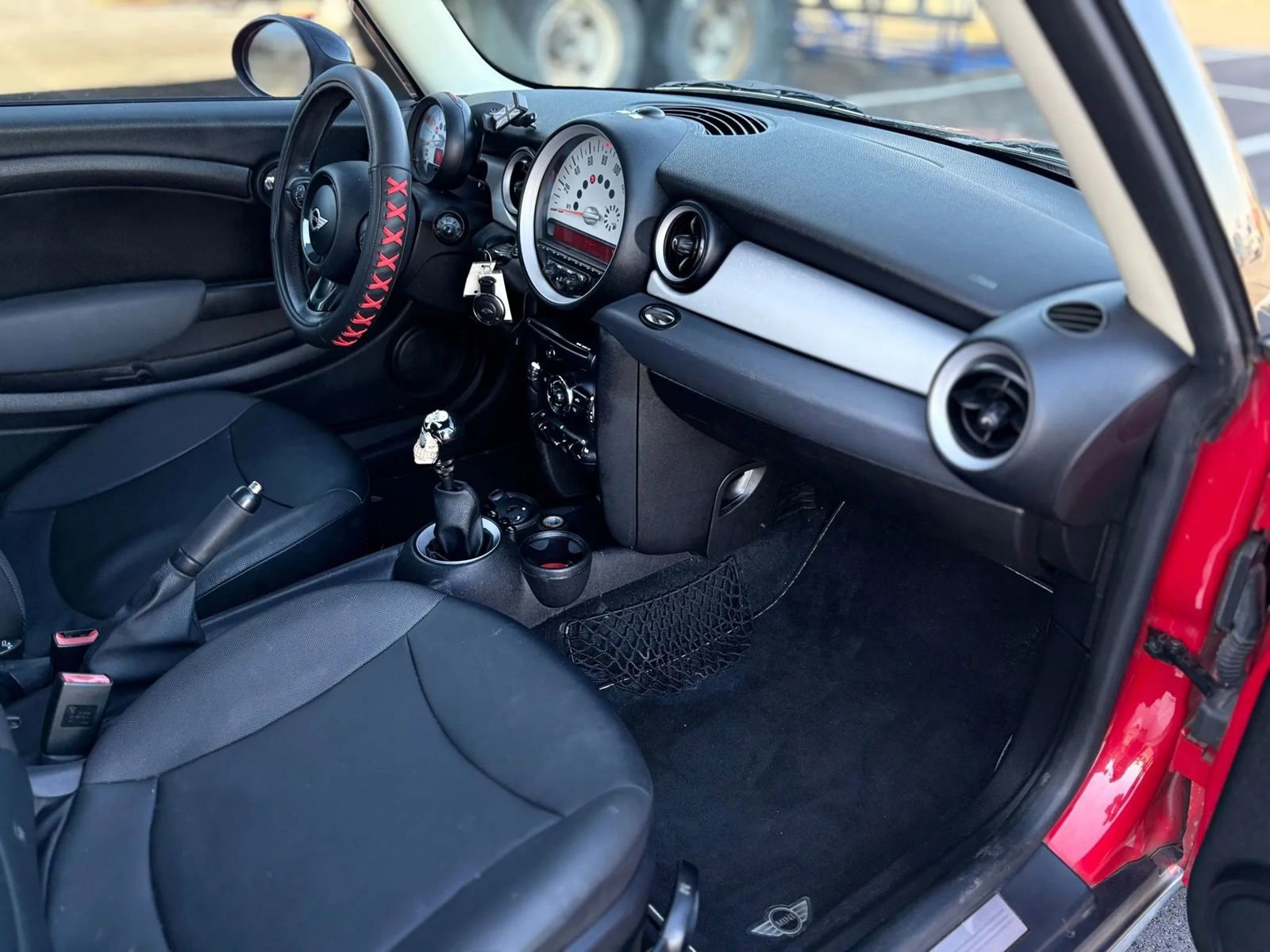 Used 2012 MINI Cooper Hardtop image 12