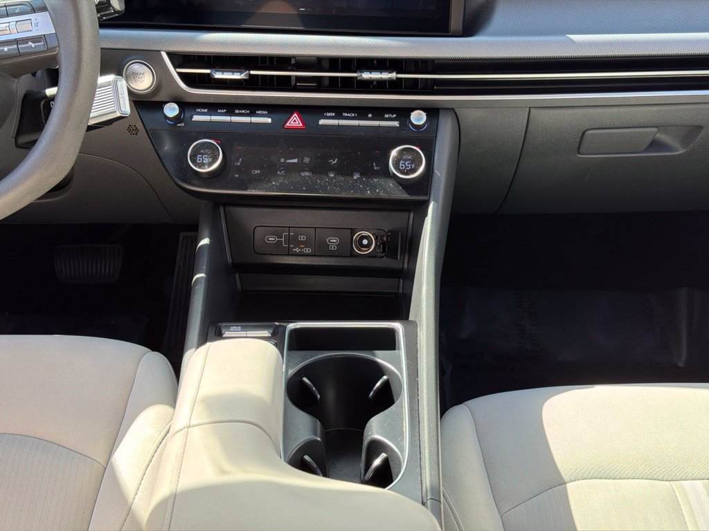 Used 2024 Hyundai Sonata SEL FWD image 24