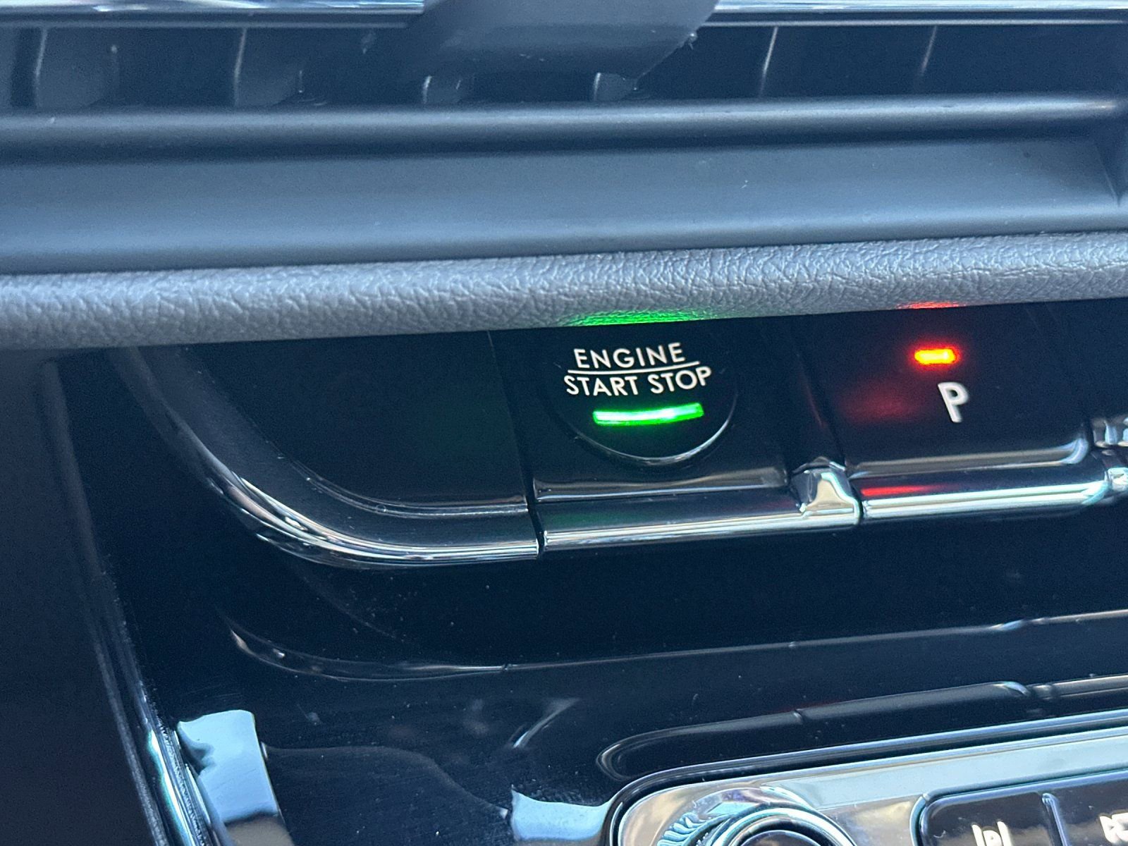 Used 2024 Lincoln Corsair Grand Touring w/ Equipment Group 301A image 26