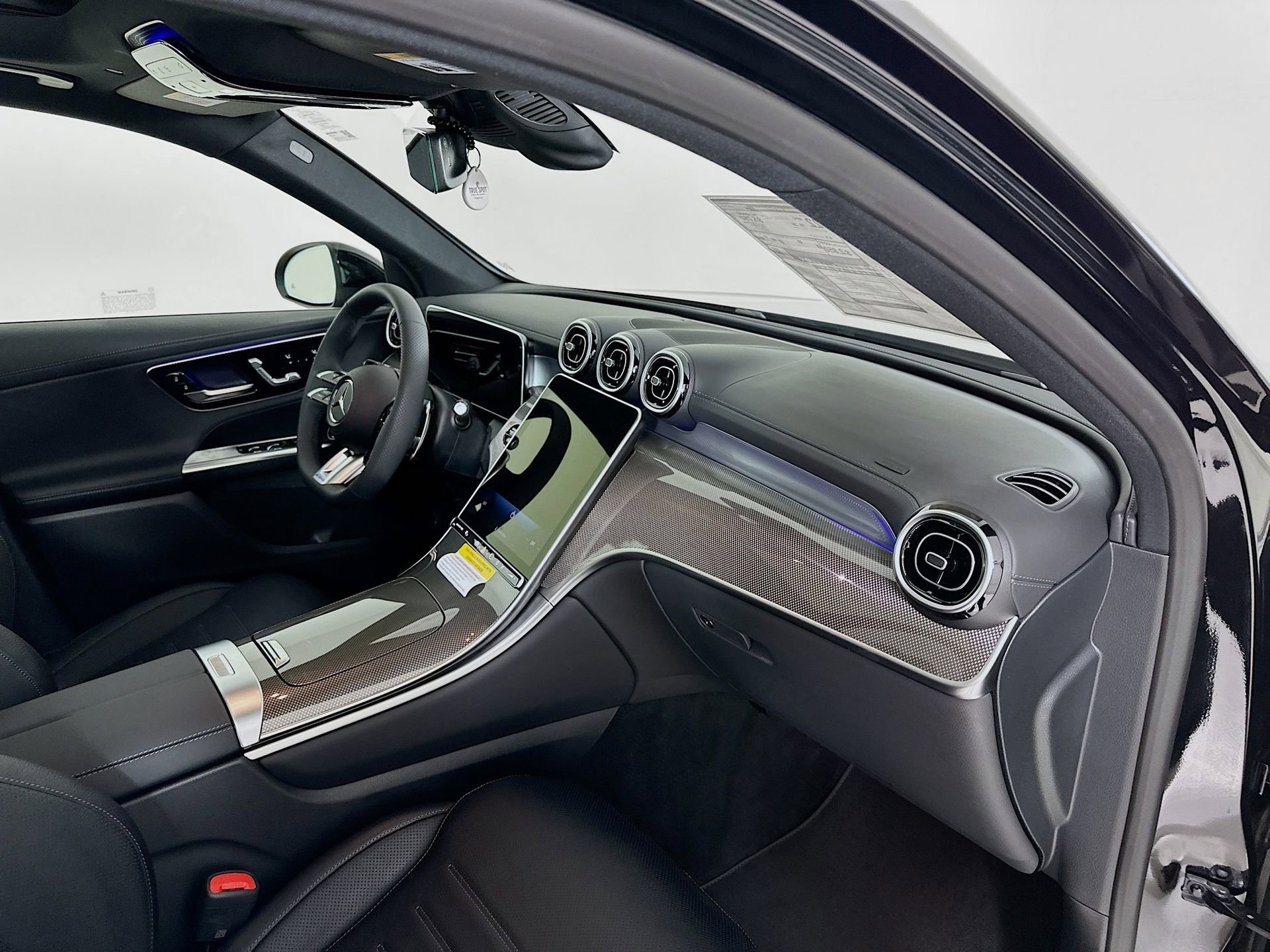 New 2026 Mercedes-Benz GLC 43 AMG 4MATIC image 33