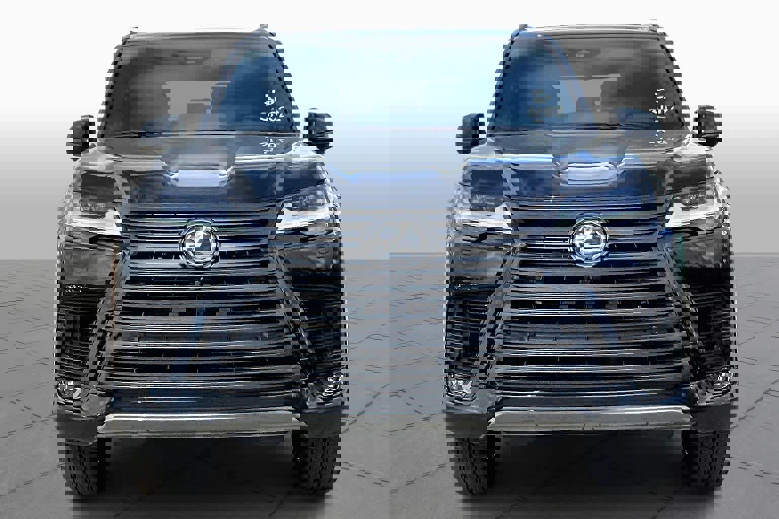 New 2026 Lexus LX 700h Luxury image 2