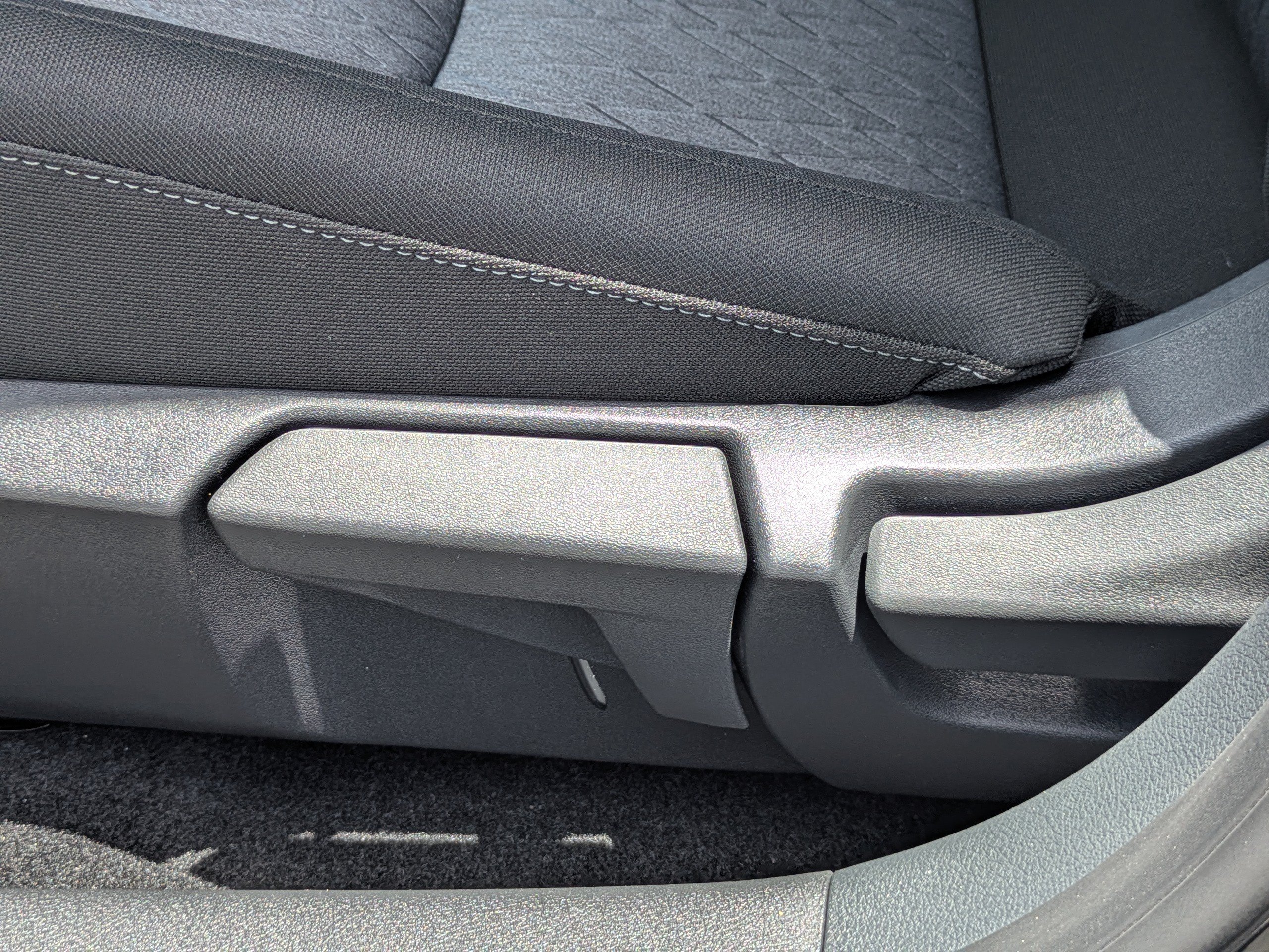 New 2026 Nissan Sentra SV w/ SV Convenience Package FWD image 20