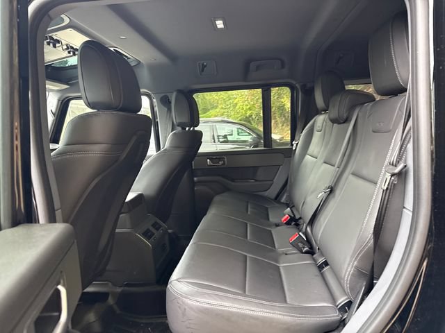 Used 2025 INEOS Grenadier Station Wagon AWD/4WD image 13