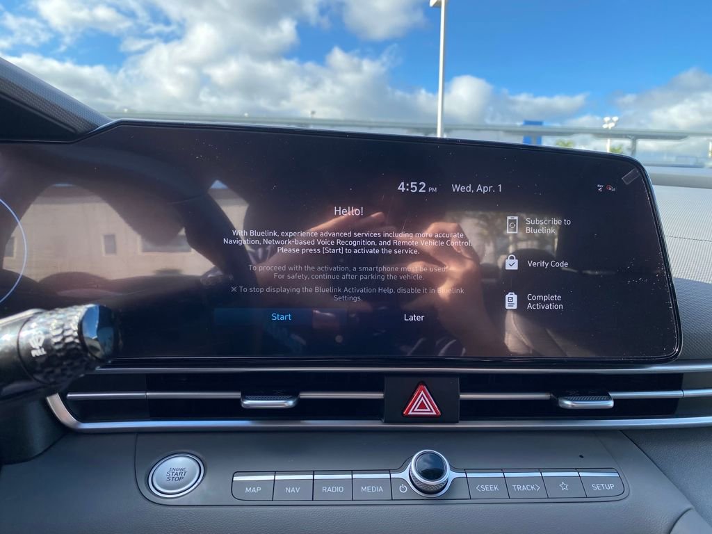 Certified 2023 Hyundai Elantra SEL w/ Convenience Package FWD image 34