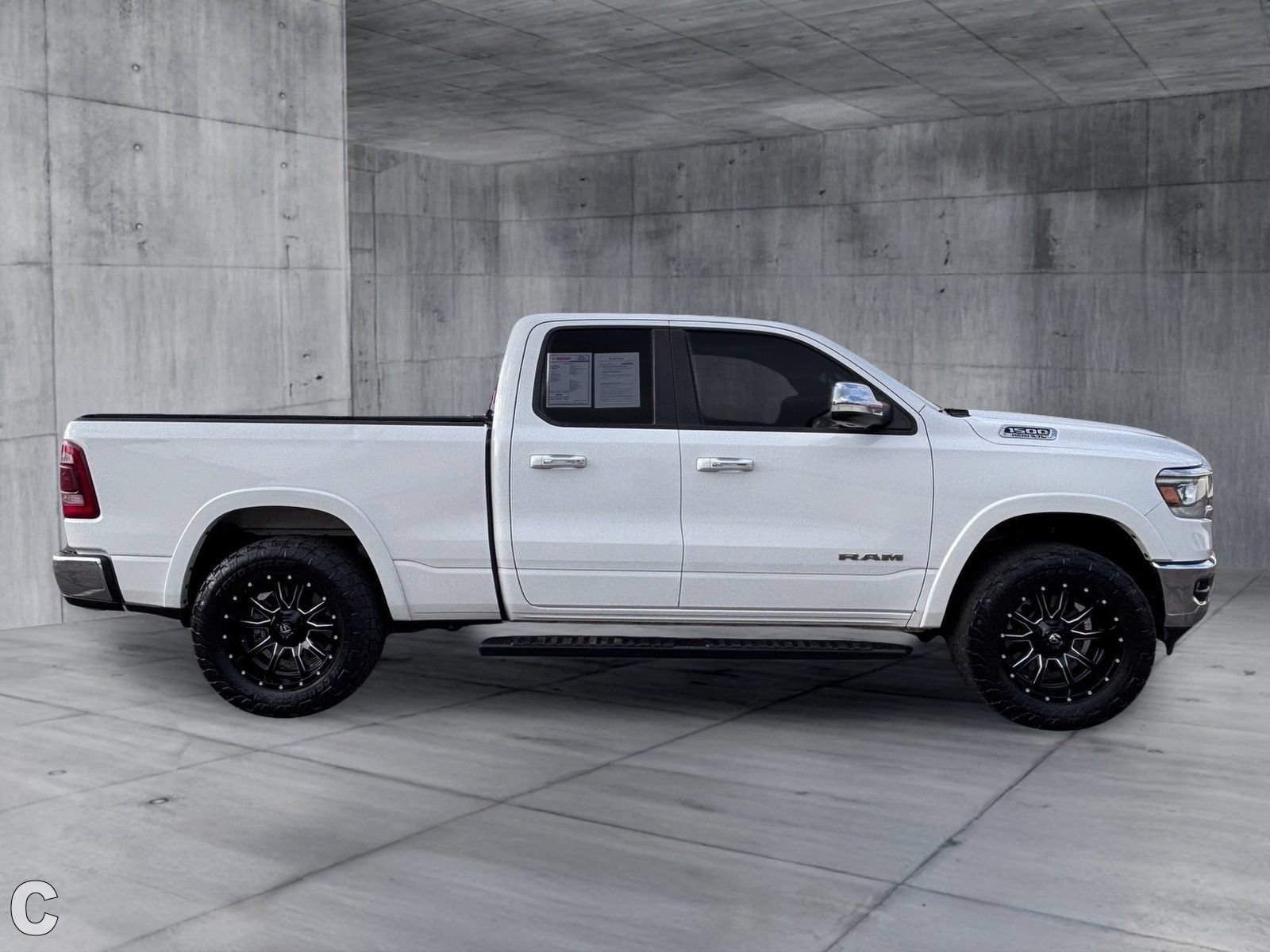 Used 2020 RAM 1500 Laramie RWD image 8