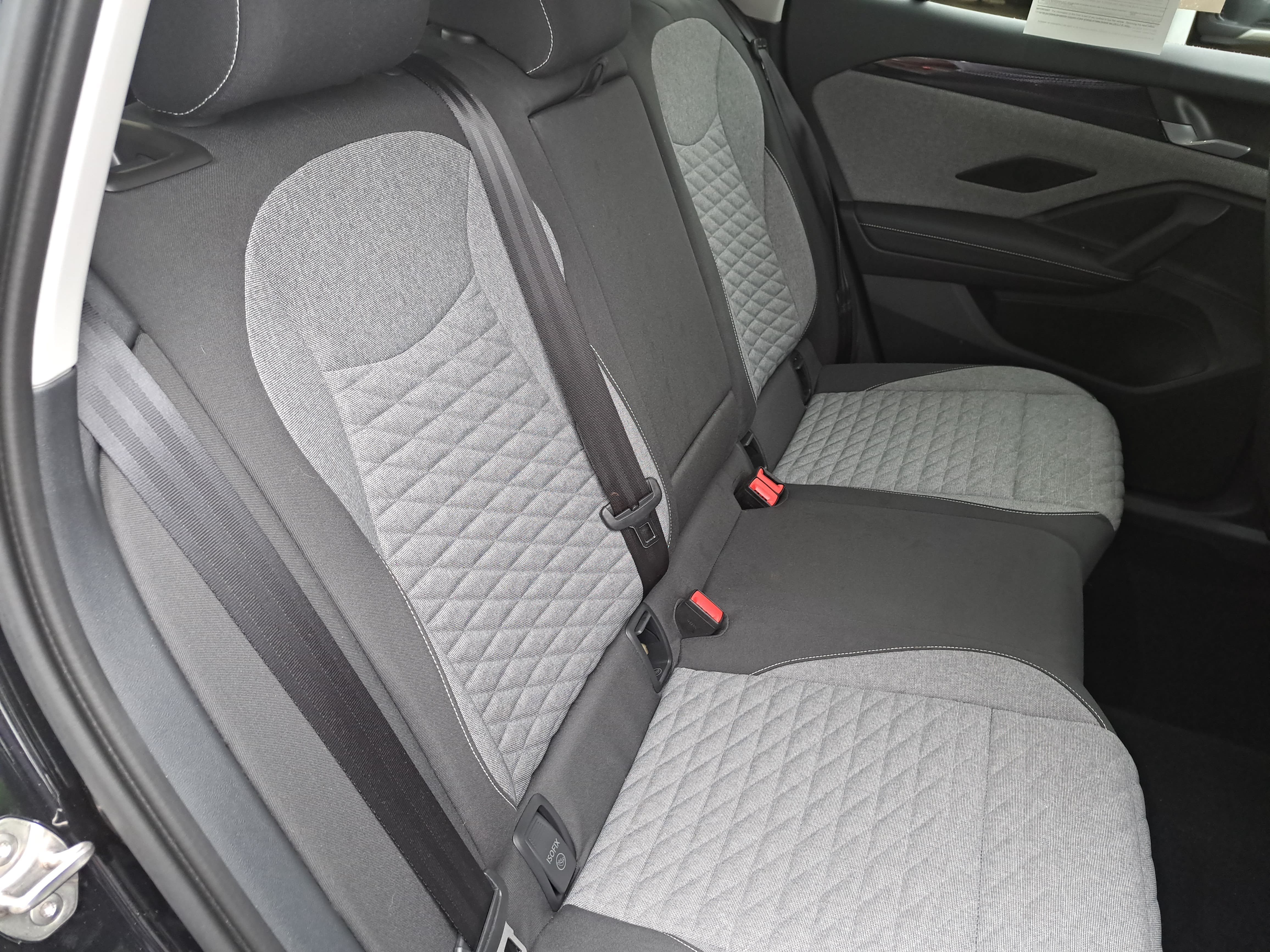 Certified 2025 Volkswagen Tiguan S FWD image 36