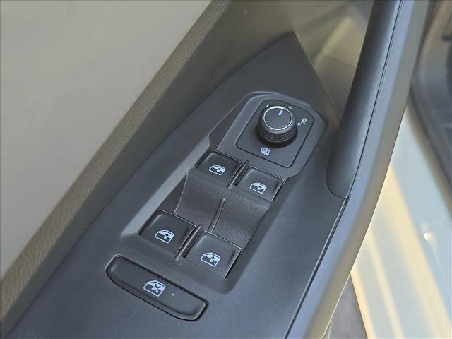 New 2026 Volkswagen Jetta SE image 5