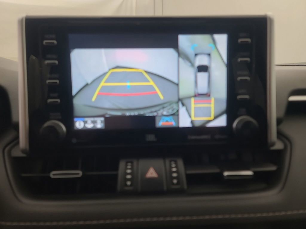 Used 2020 Toyota RAV4 Limited AWD/4WD image 35