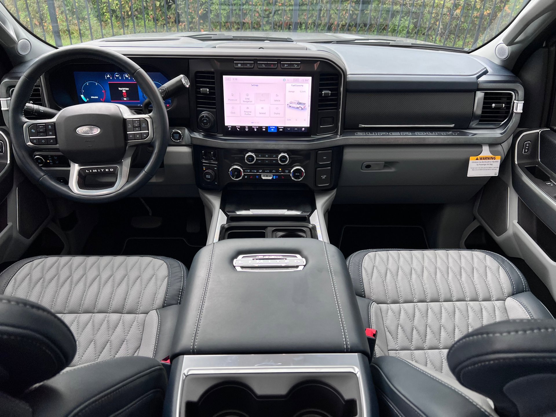 Used 2024 Ford F450 Limited w/ FX4 Off-Road Package image 19