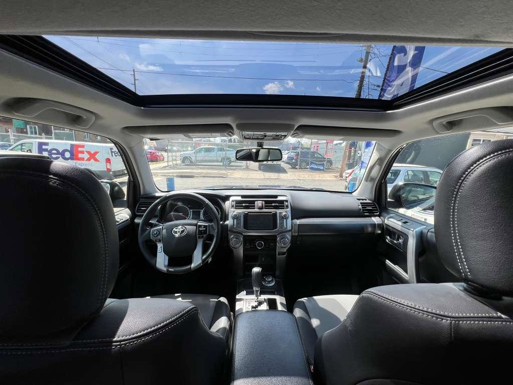 Used 2016 Toyota 4Runner SR5 Premium AWD/4WD image 17