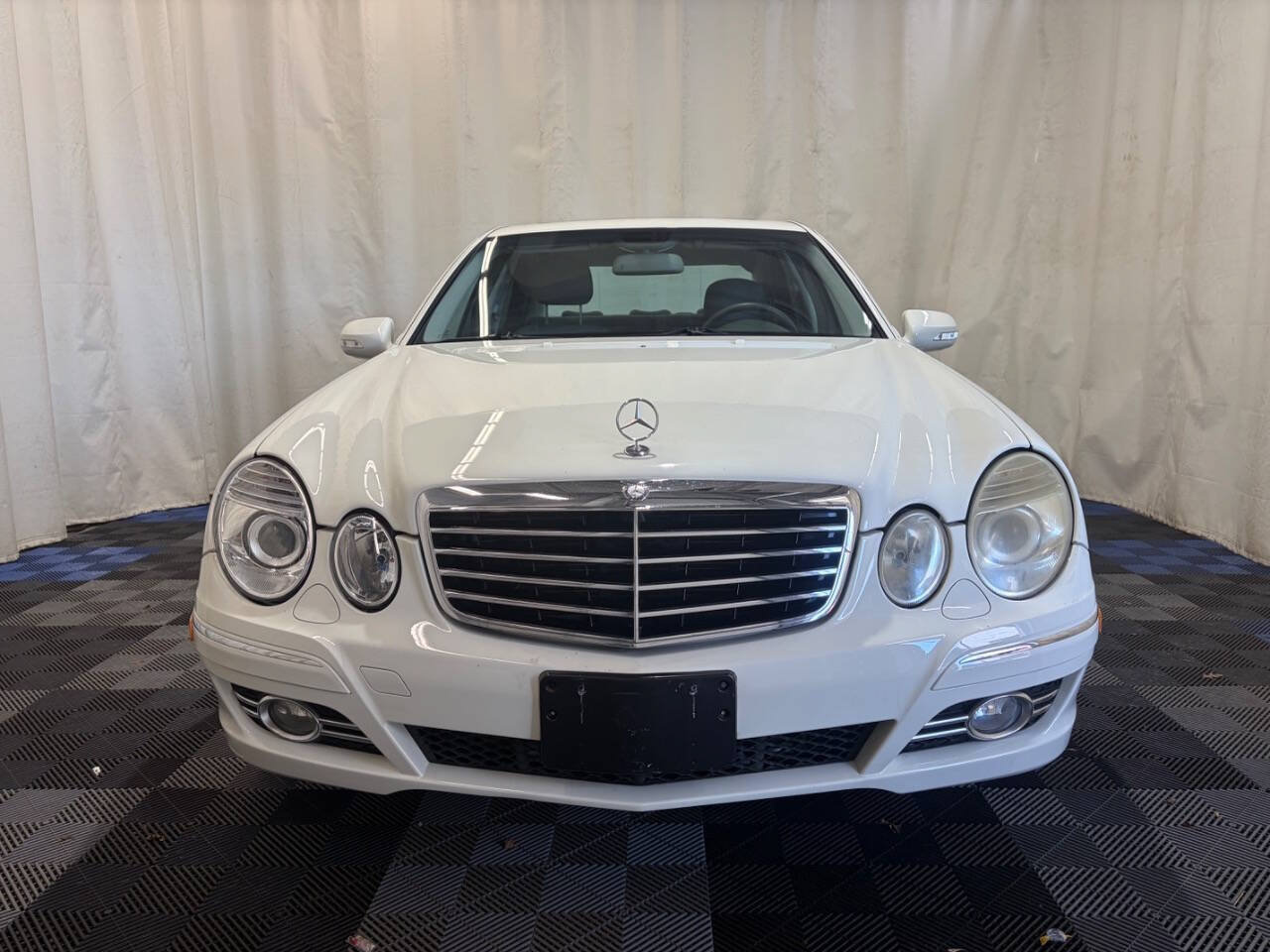Used 2007 Mercedes-Benz E 350 Sedan image 4