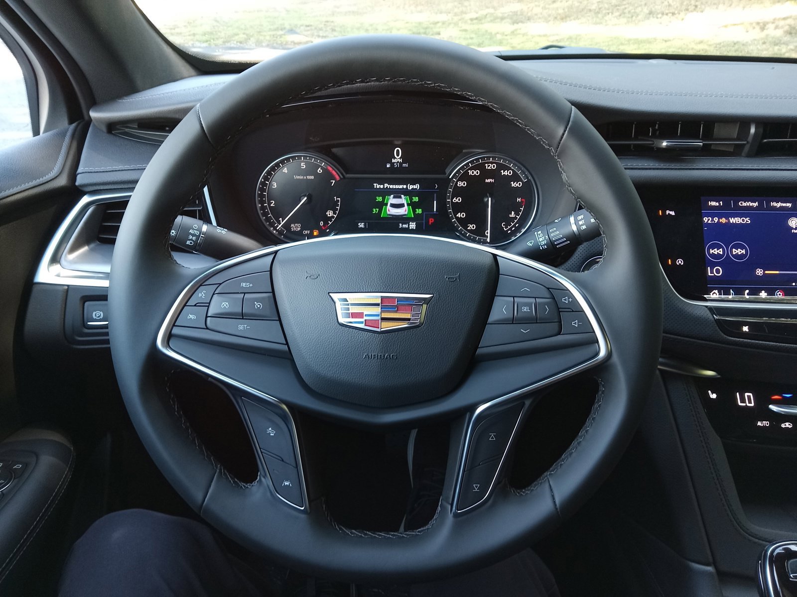 New 2026 Cadillac XT5 Luxury AWD/4WD image 11